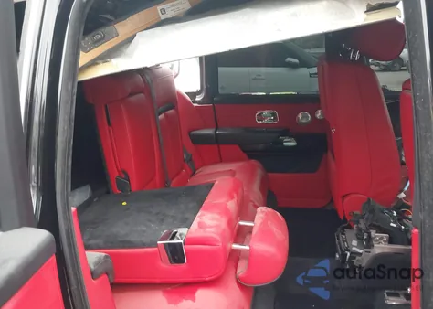 2022 Rolls-Royce Cullinan z USA, uszkodzony, nr VIN SLATV4C06NU214757